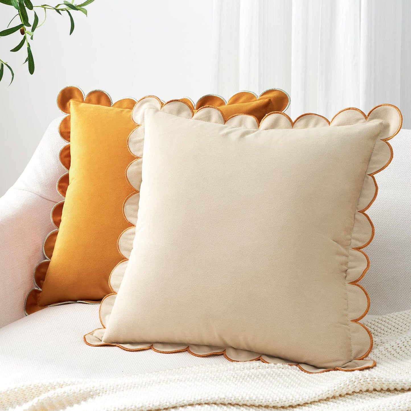 Bri Bri Scalloped Edge Pillow with Insert 16x16 inch